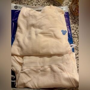 BNWT Disney World Set Minnie XL